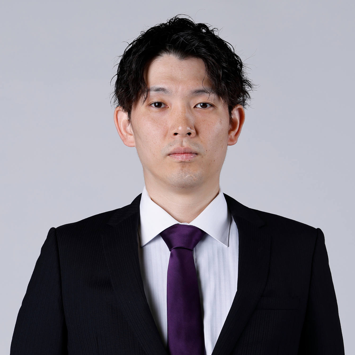 アナリスト　松丸 将也